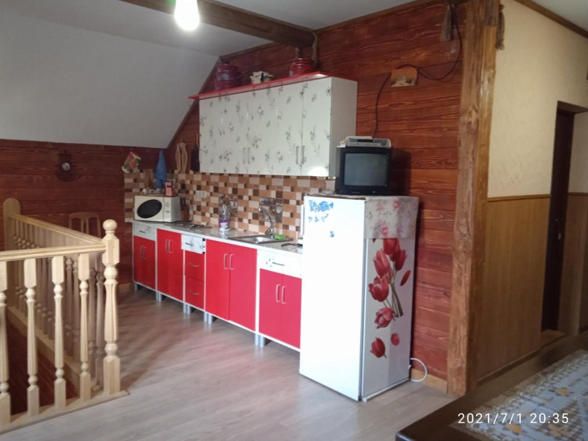 У Марка Волосянка Экстерьер фото